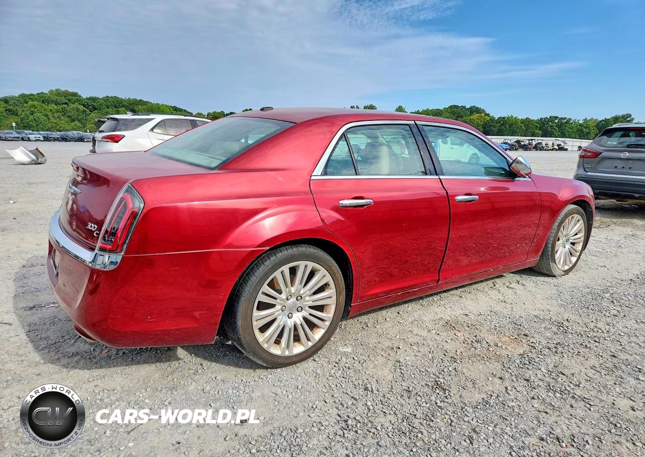 2014 Chrysler 300C VIN:2C3CCAEG2EH138775 - 3