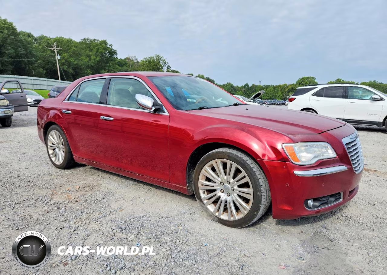 2014 Chrysler 300C VIN:2C3CCAEG2EH138775 - 4