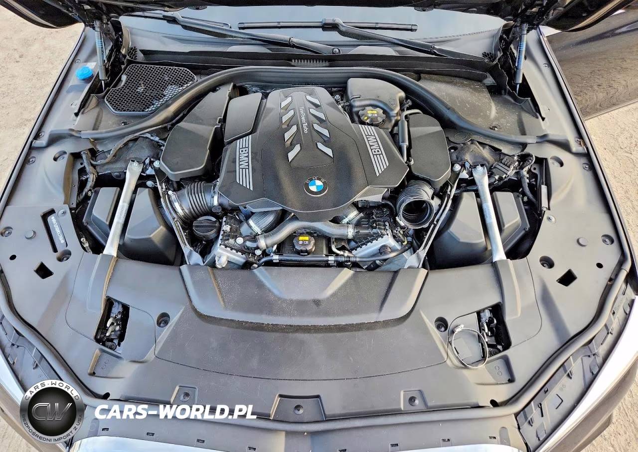 2021 BMW 750 Xi VIN:WBA7U2C02MCG37504 - 11