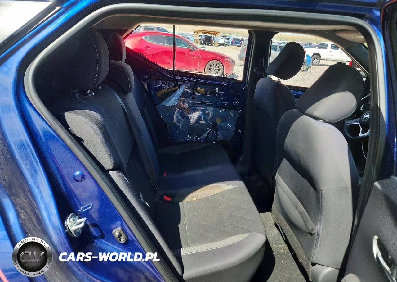 2020 Nissan Kicks Sv VIN:3N1CP5CV8LL488136 - 10