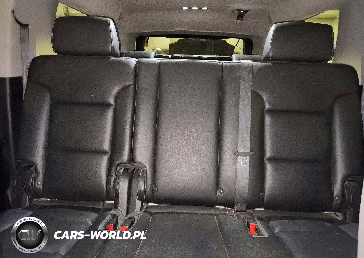 2018 Chevrolet Suburban K1500 VIN:1GNSKKEC7JR315951 - 10