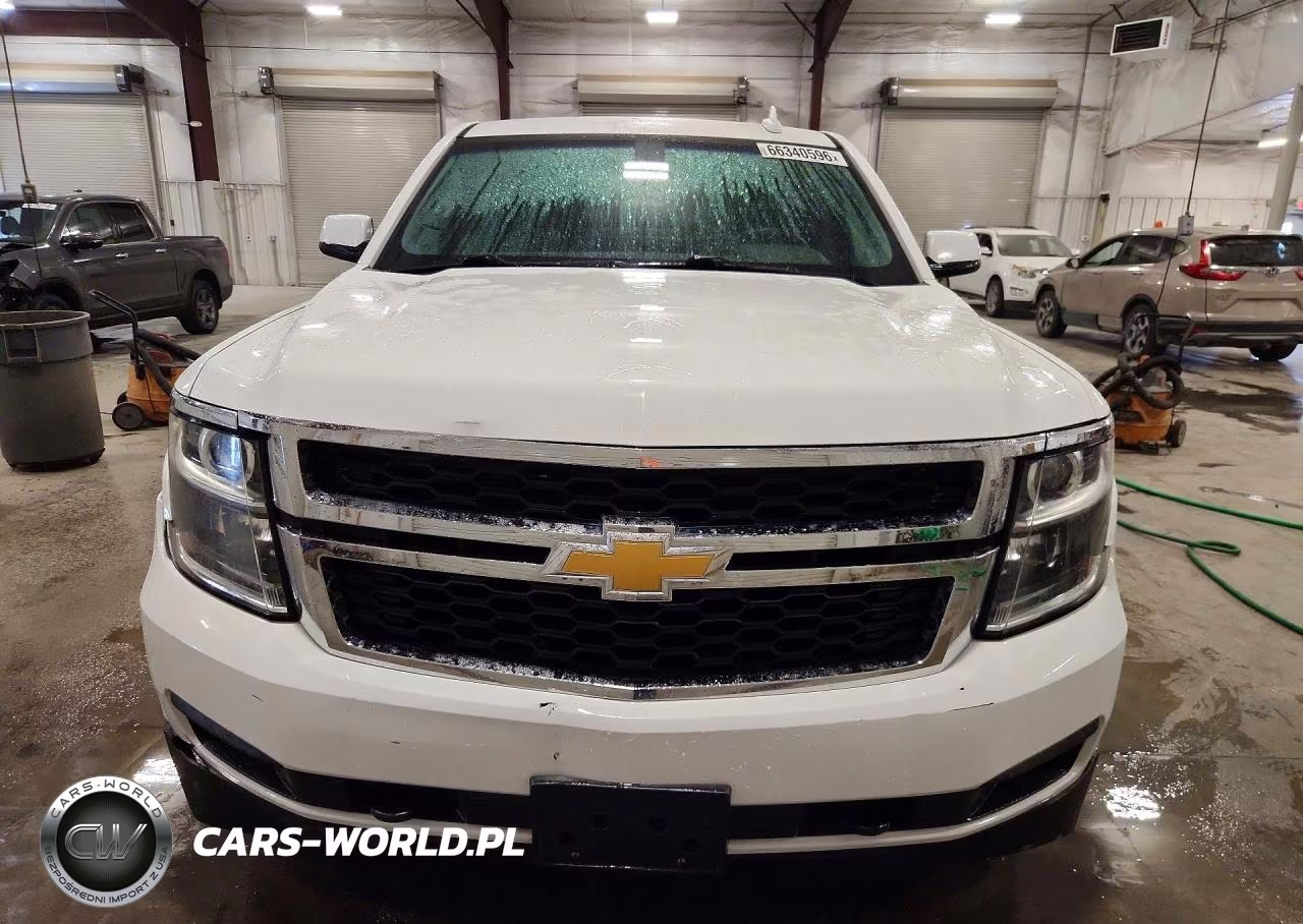 2018 Chevrolet Suburban K1500 VIN:1GNSKKEC7JR315951 - 5