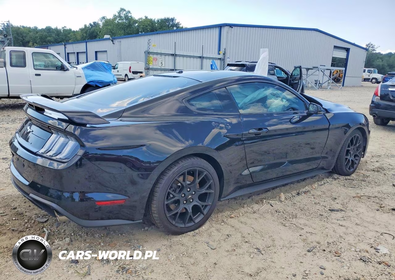 2018 Ford Mustang VIN:1FA6P8TH9J5135395 - 3