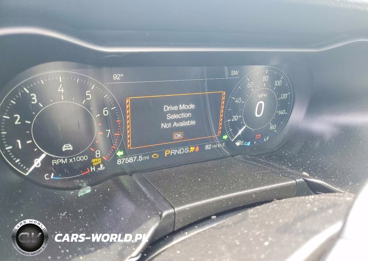 2018 Ford Mustang VIN:1FA6P8TH9J5135395 - 9