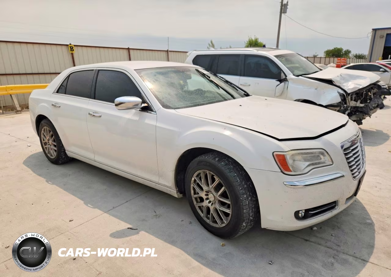 2011 Chrysler 300 Limited VIN:2C3CA5CG9BH585177 - 4