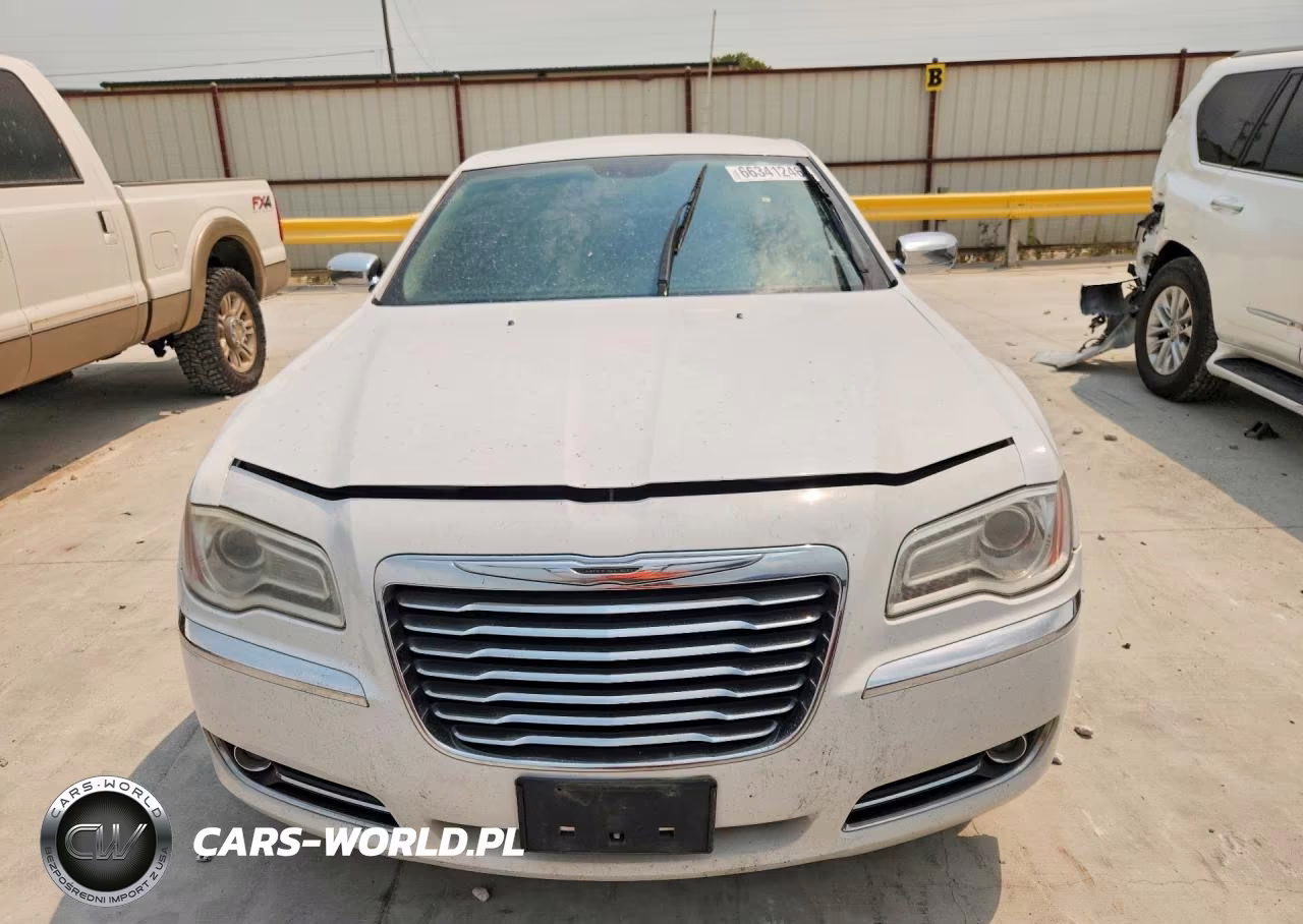 2011 Chrysler 300 Limited VIN:2C3CA5CG9BH585177 - 5
