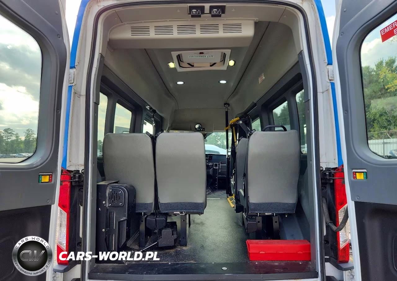 2020 Ford Transit T-350 VIN:1FTBW1X8XLKA79260 - 10