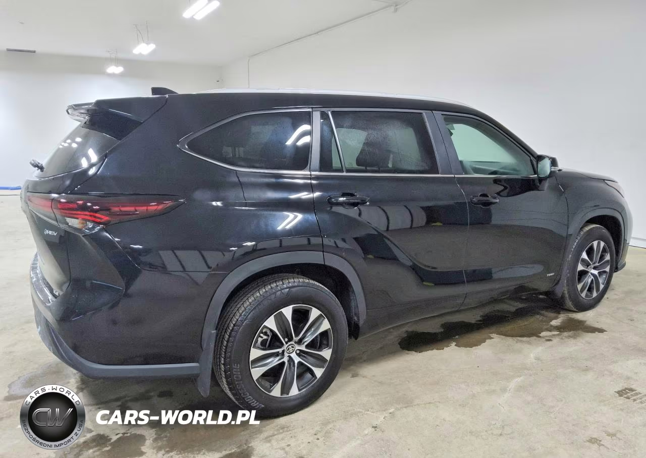 2026 Toyota Highlander Hybrid Xle VIN:5TDKBRCH1TS702239 - 3