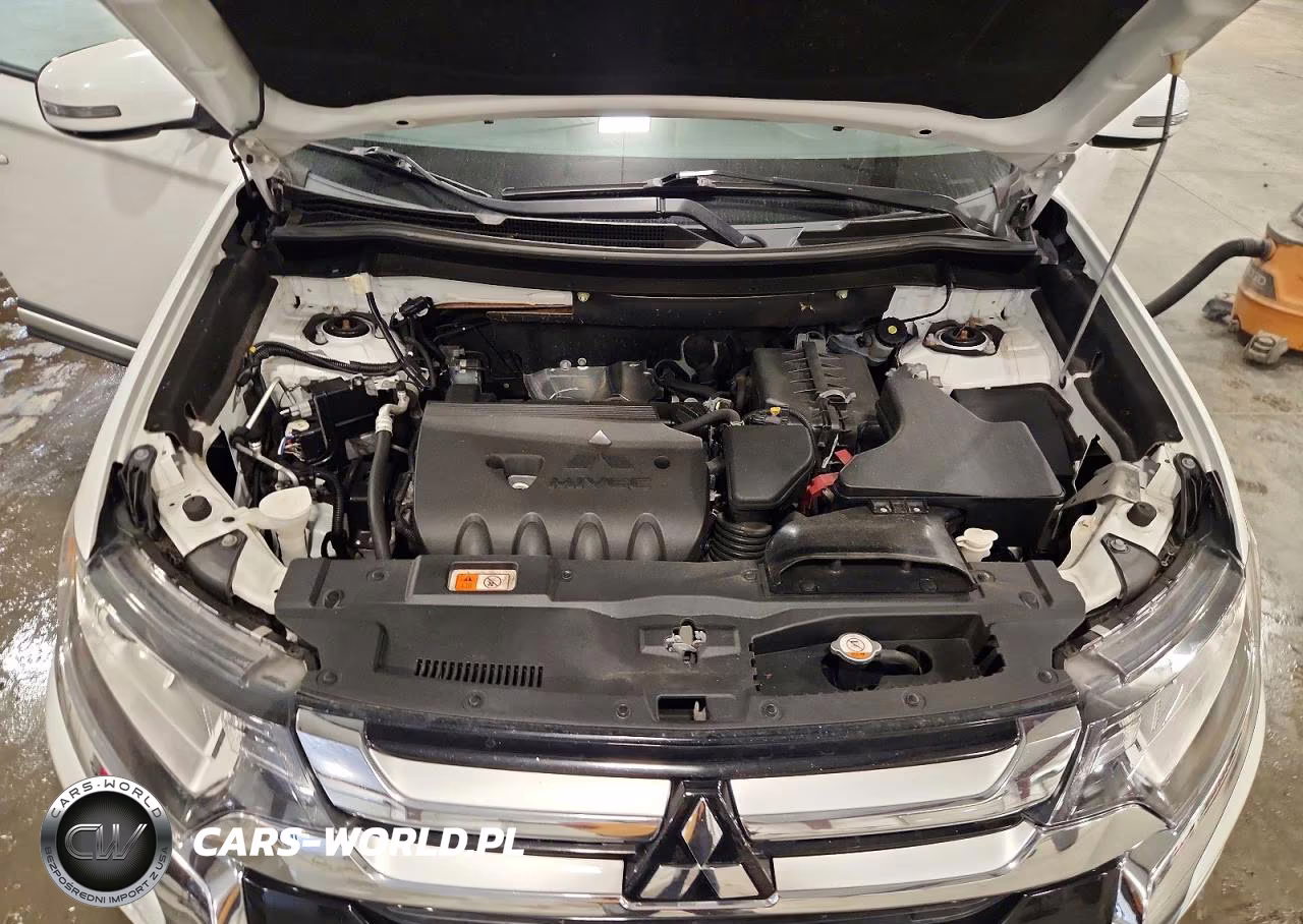2018 Mitsubishi Outlander Se VIN:JA4AZ3A32JZ064388 - 12