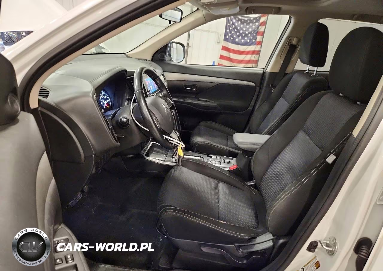 2018 Mitsubishi Outlander Se VIN:JA4AZ3A32JZ064388 - 7