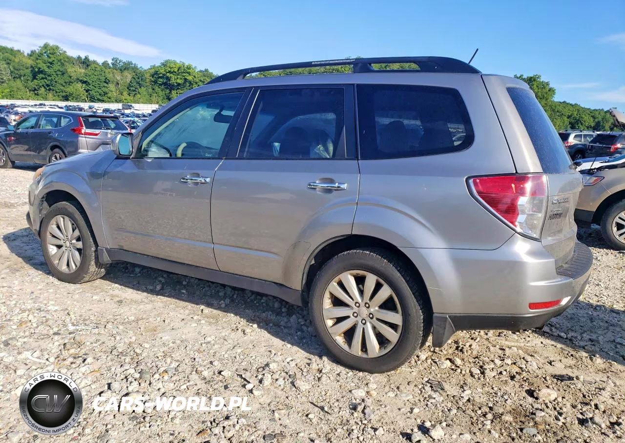 2011 Subaru Forester 2.5X Premium VIN:JF2SHADC7BH754482 - 2