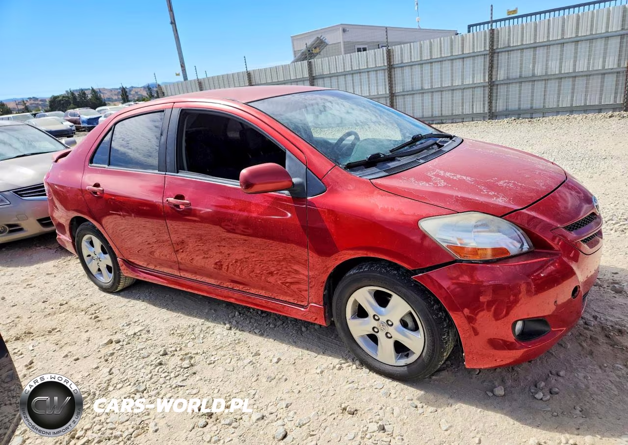 2007 Toyota Yaris S VIN:JTDBT923371075002 - 4
