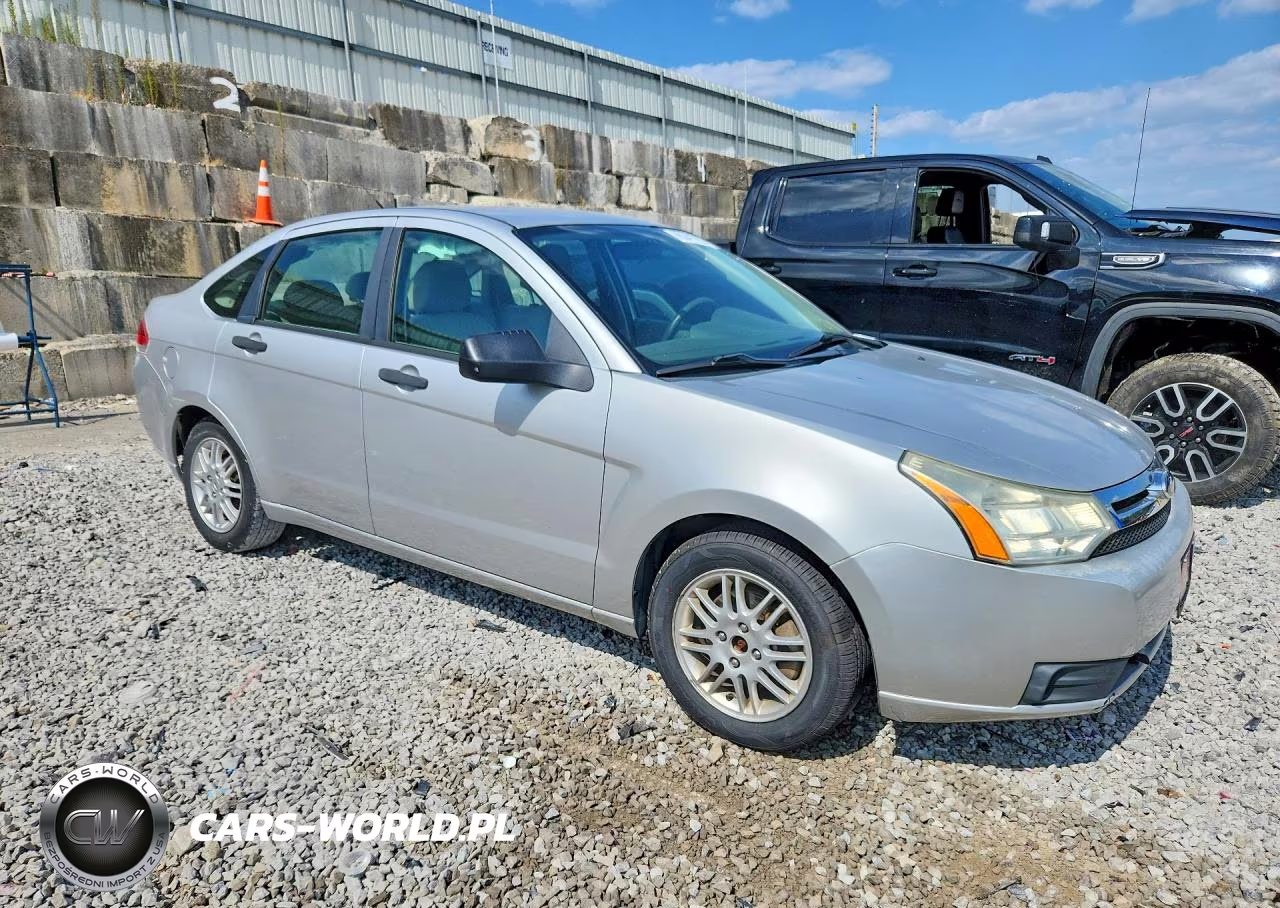 2011 Ford Focus VIN:1FAHP3FN0BW162803 - 4