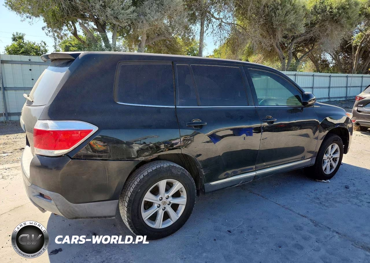 2013 Toyota Highlander Base VIN:5TDZA3EH1DS038330 - 3