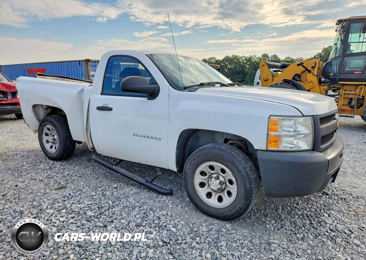 2013 Chevrolet Silverado C1500 VIN:1GCNCPEX8DZ319451 - 4