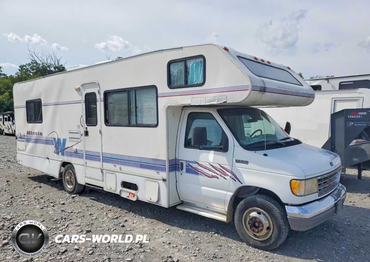 1996 Winnebago Minnie Rv