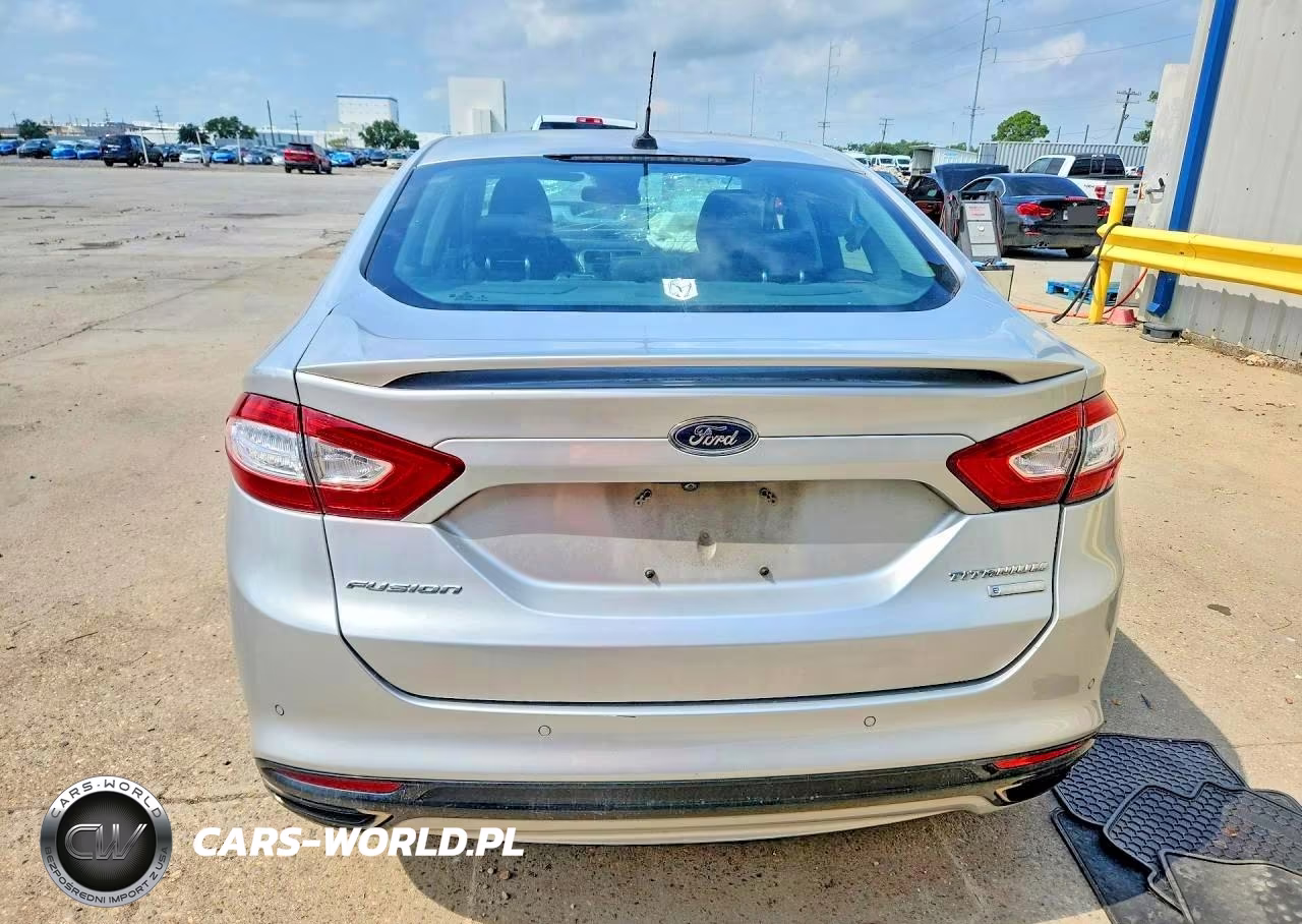 2016 Ford Fusion Titanium VIN:3FA6P0K92GR367502 - 6