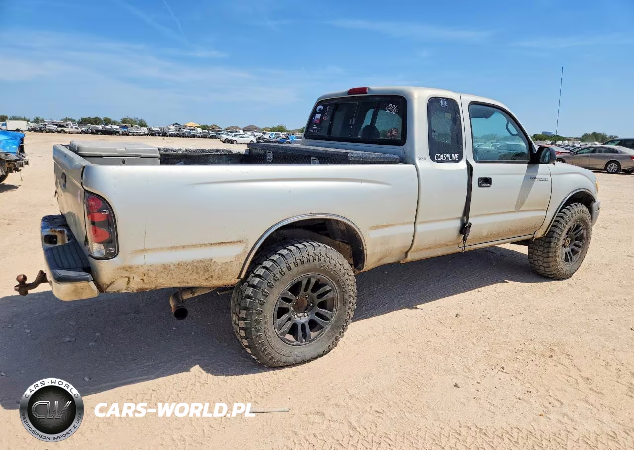 2000 Toyota Tacoma V6 VIN:4TAWN72N1YZ630058 - 3