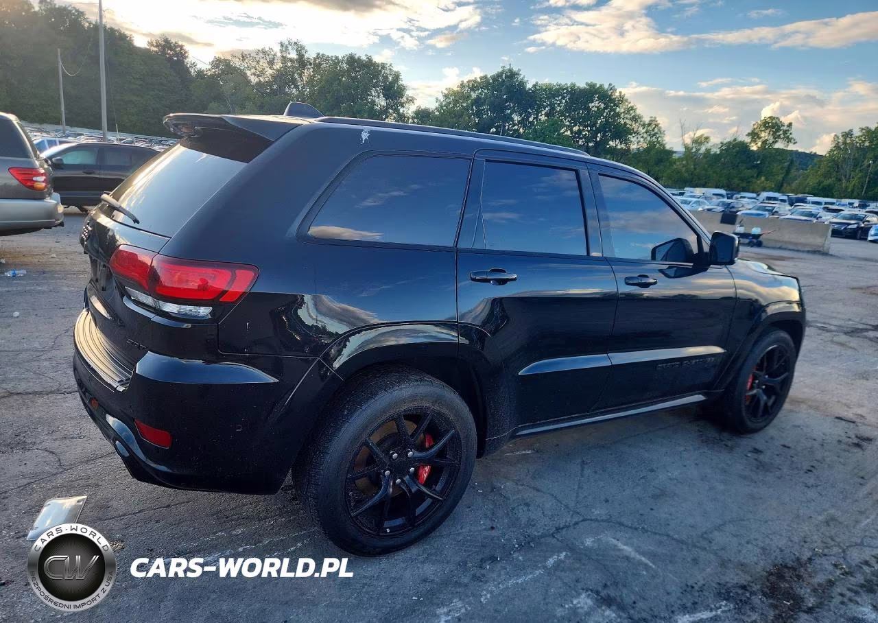2021 Jeep Grand Cherokee Srt-8 VIN:1C4RJFDJ3MC561209 - 3
