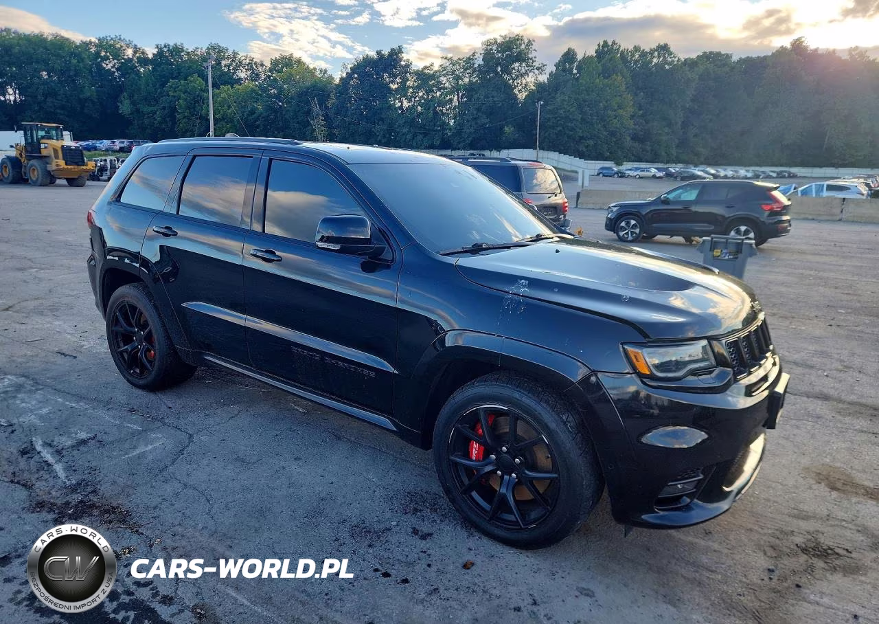 2021 Jeep Grand Cherokee Srt-8 VIN:1C4RJFDJ3MC561209 - 4
