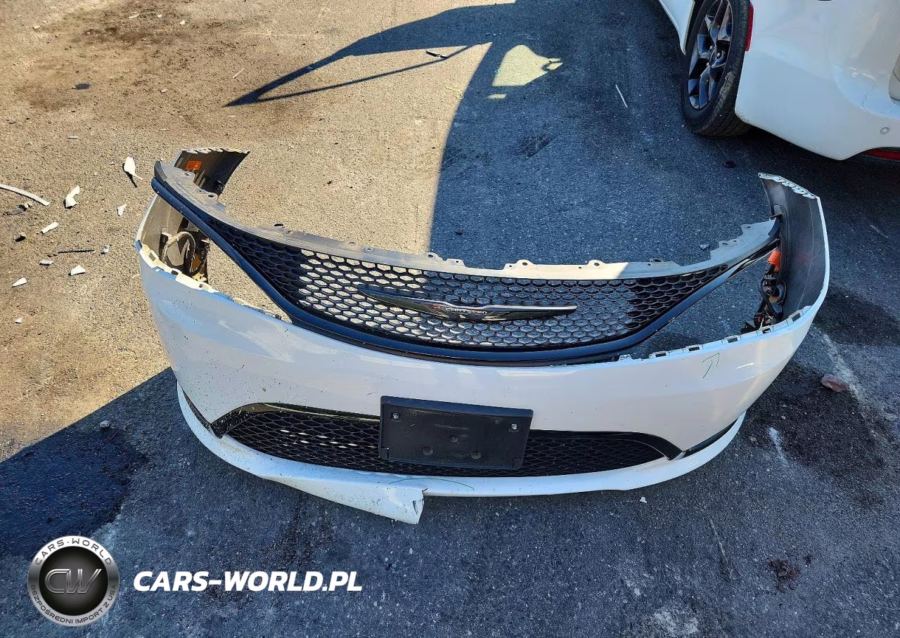 2018 Chrysler Pacifica Touring L VIN:2C4RC1BG4JR317303 - 13