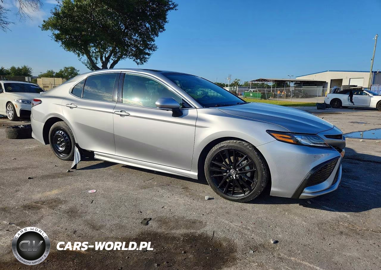 2021 Toyota Camry Xse VIN:4T1K61AK0MU526653 - 4