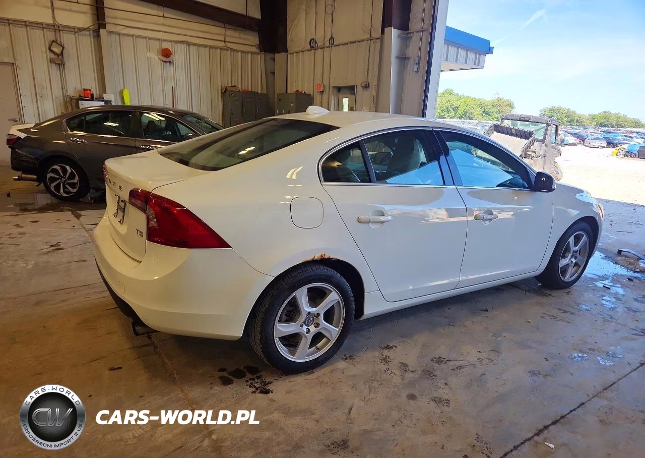 2013 Volvo S60 T5 VIN:YV1612FS1D2221459 - 3