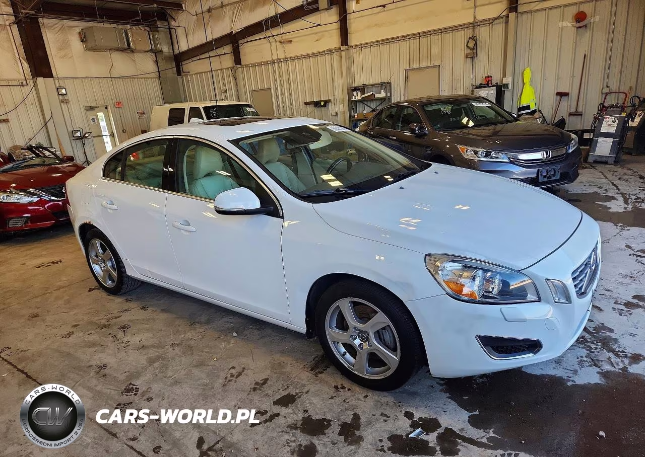 2013 Volvo S60 T5 VIN:YV1612FS1D2221459 - 4