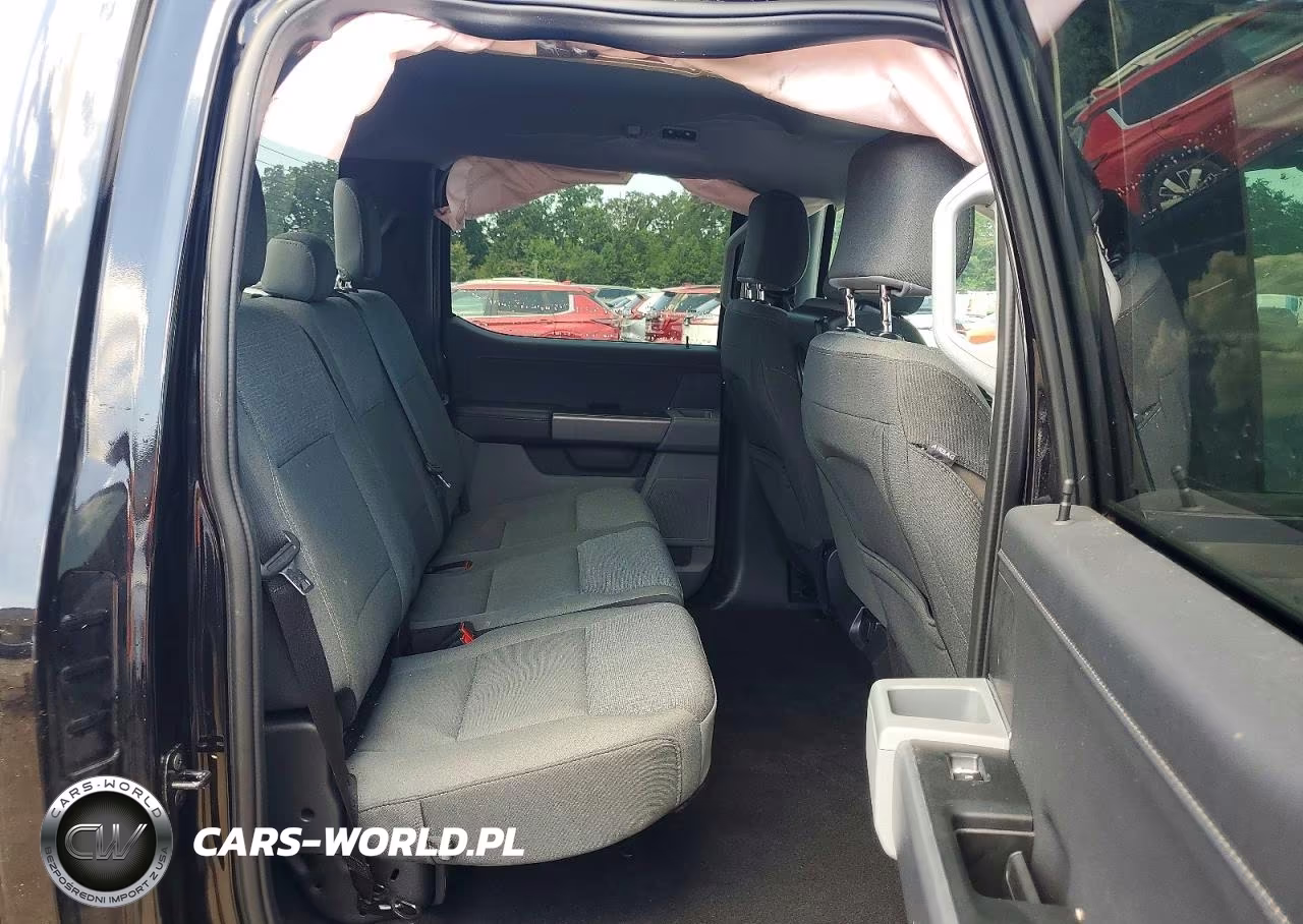2025 Ford F150 Xlt VIN:1FTEW3K86SKE86586 - 10