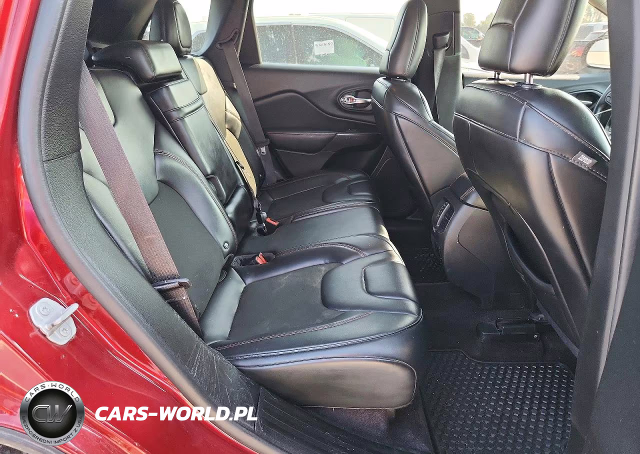 2019 Jeep Cherokee Trailhawk VIN:1C4PJMBX6KD185860 - 11