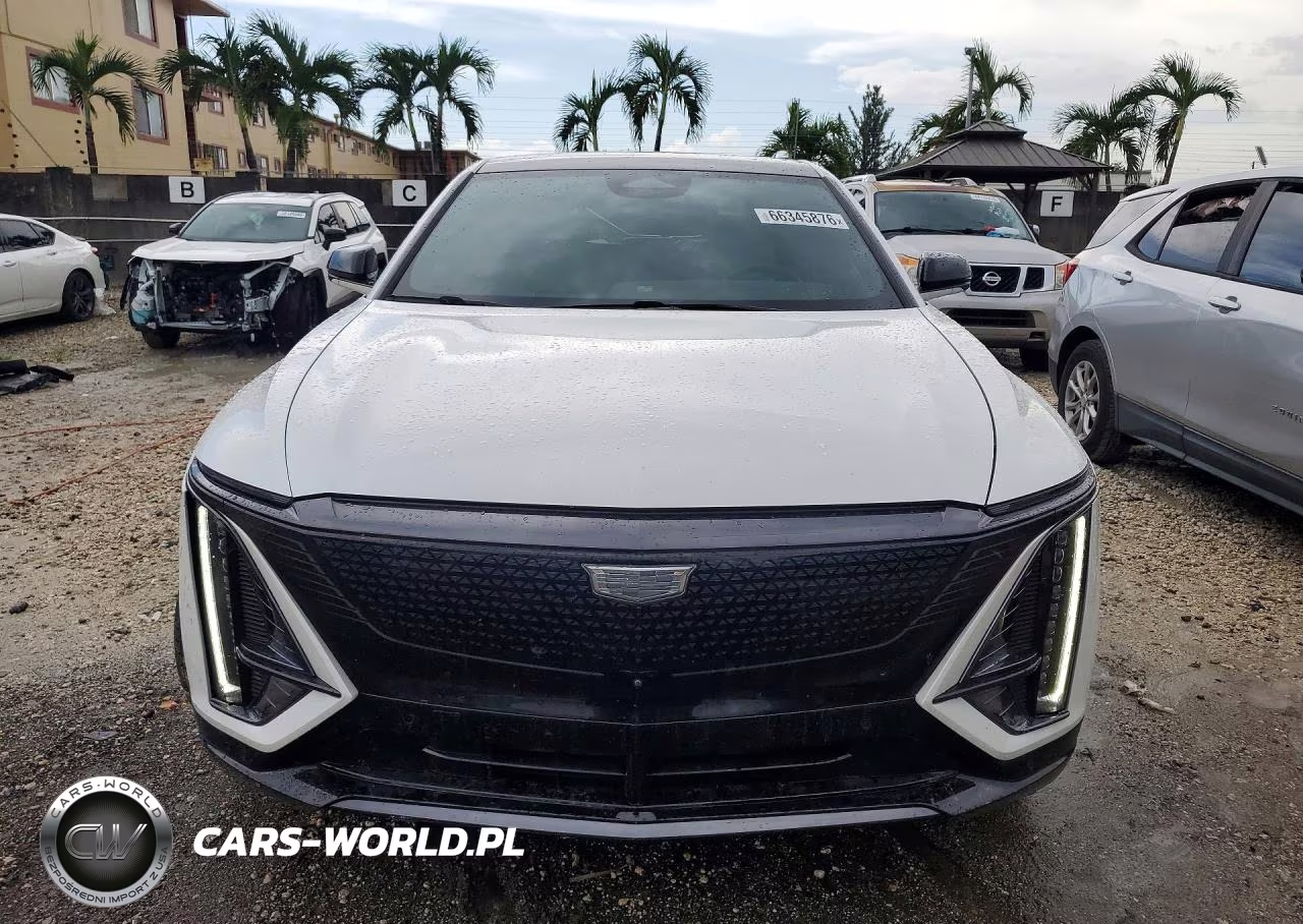 2025 Cadillac Lyriq Sport VIN:1GYKPURL7SZ308168 - 5
