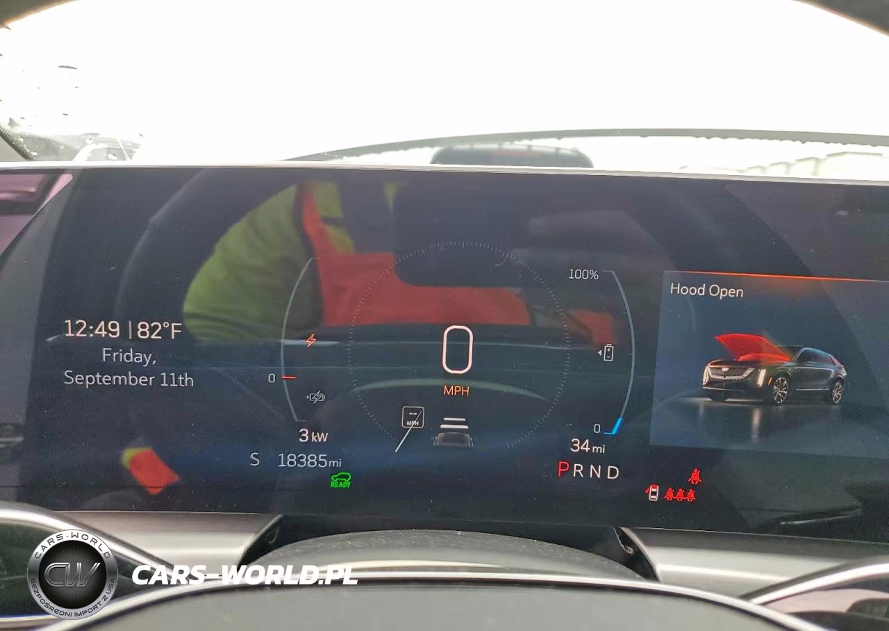 2025 Cadillac Lyriq Sport VIN:1GYKPURL7SZ308168 - 9