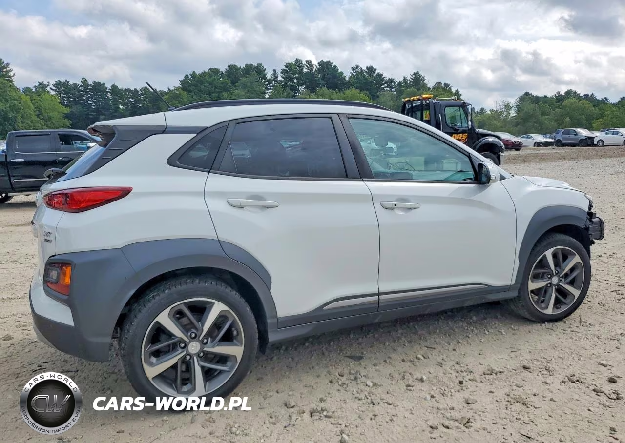2018 Hyundai Kona Ultimate VIN:KM8K5CA58JU111553 - 3