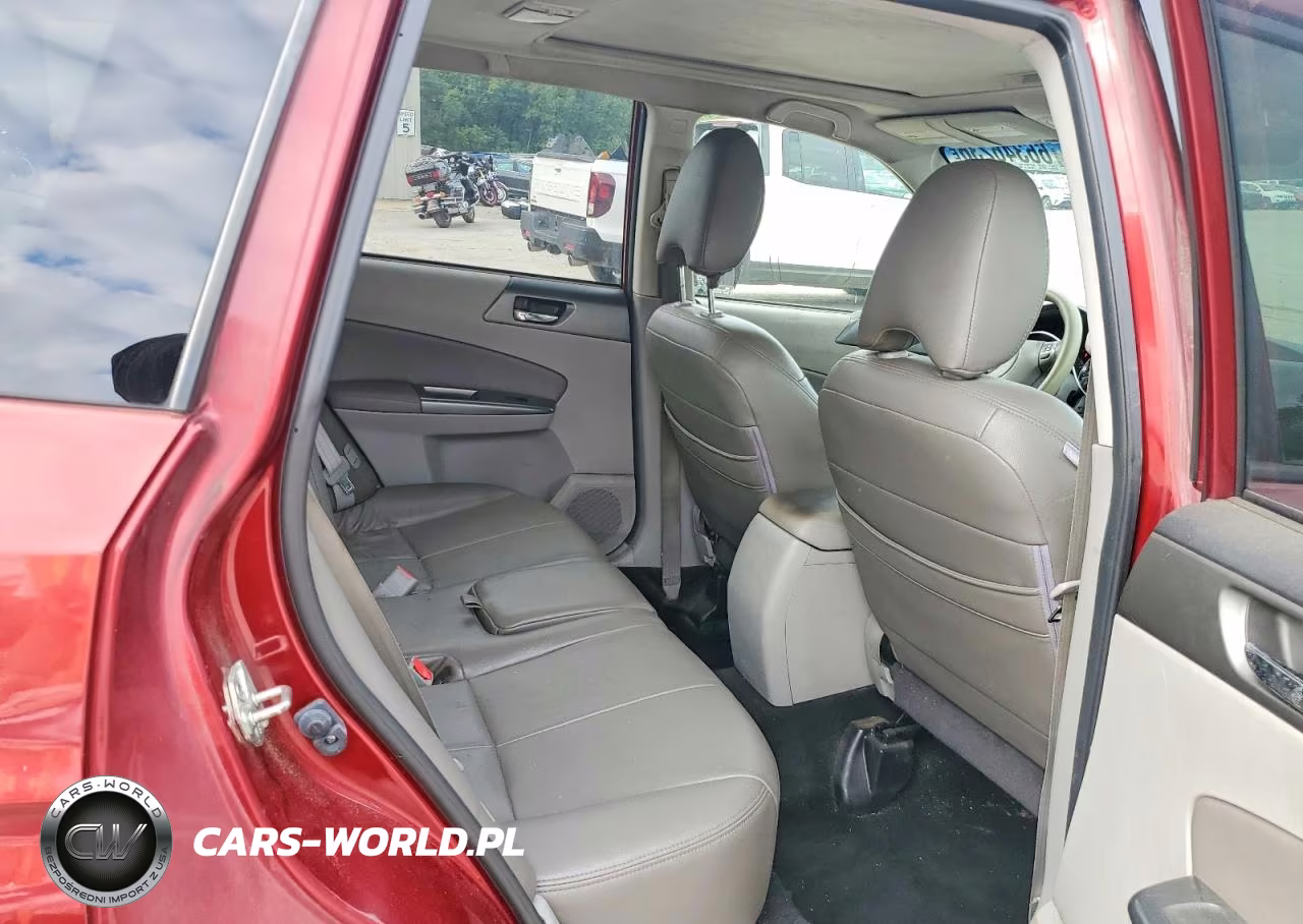 2013 Subaru Forester 2.5X Premium VIN:JF2SHADC8DH443923 - 11