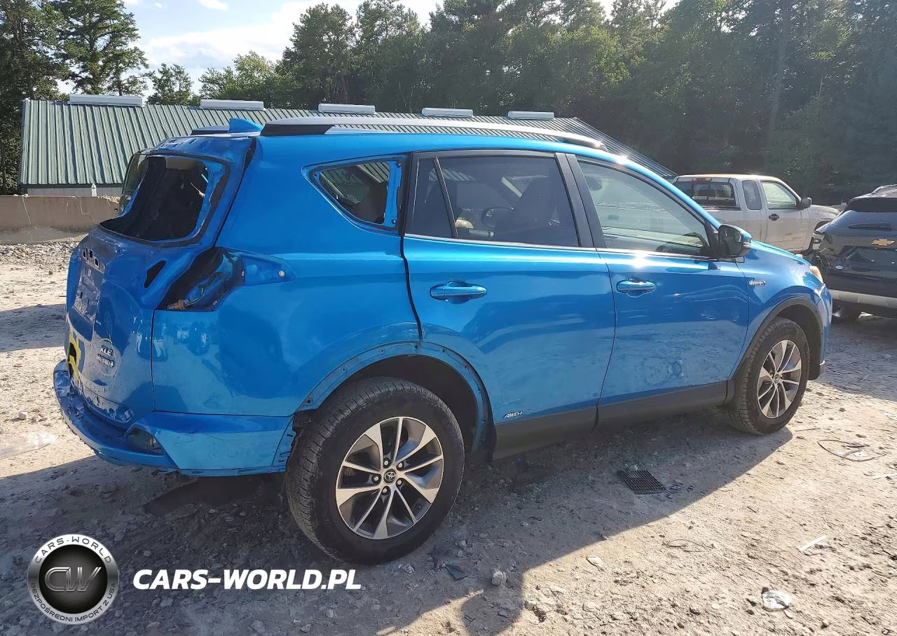 2017 Toyota Rav4 Hybrid Xle VIN:JTMRJREV1HD116017 - 3