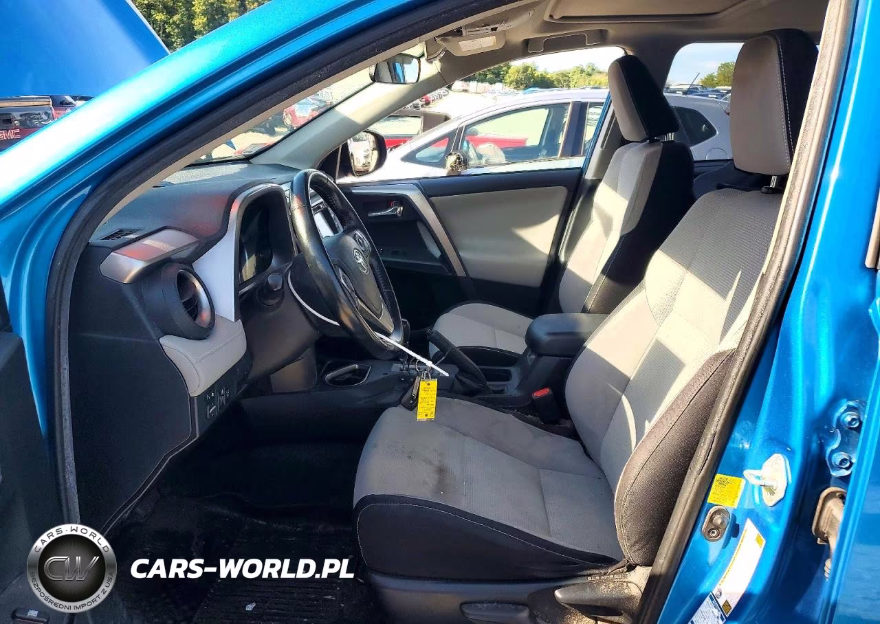 2017 Toyota Rav4 Hybrid Xle VIN:JTMRJREV1HD116017 - 7