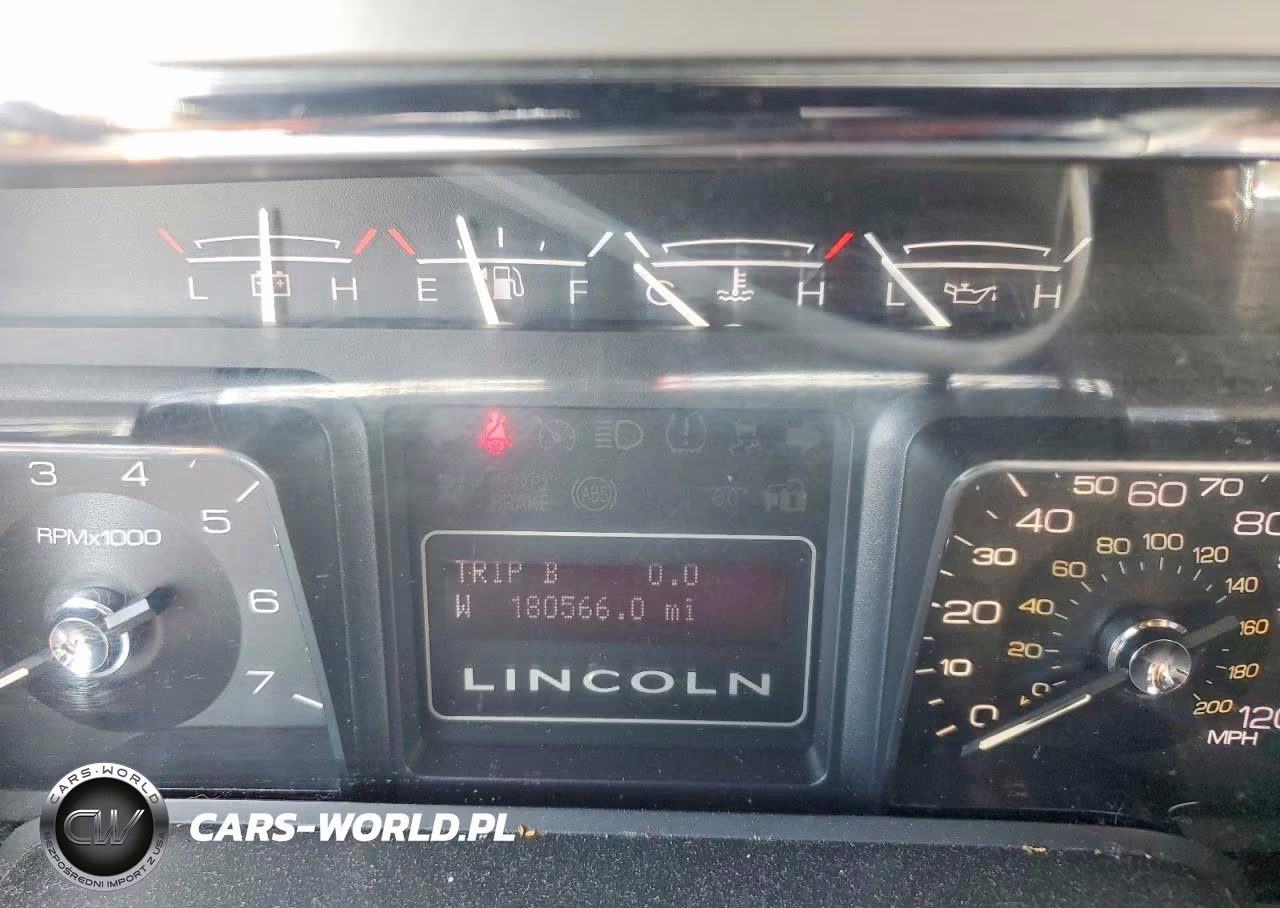 2010 Lincoln Navigator L VIN:5LMJJ3J51AEJ03258 - 9