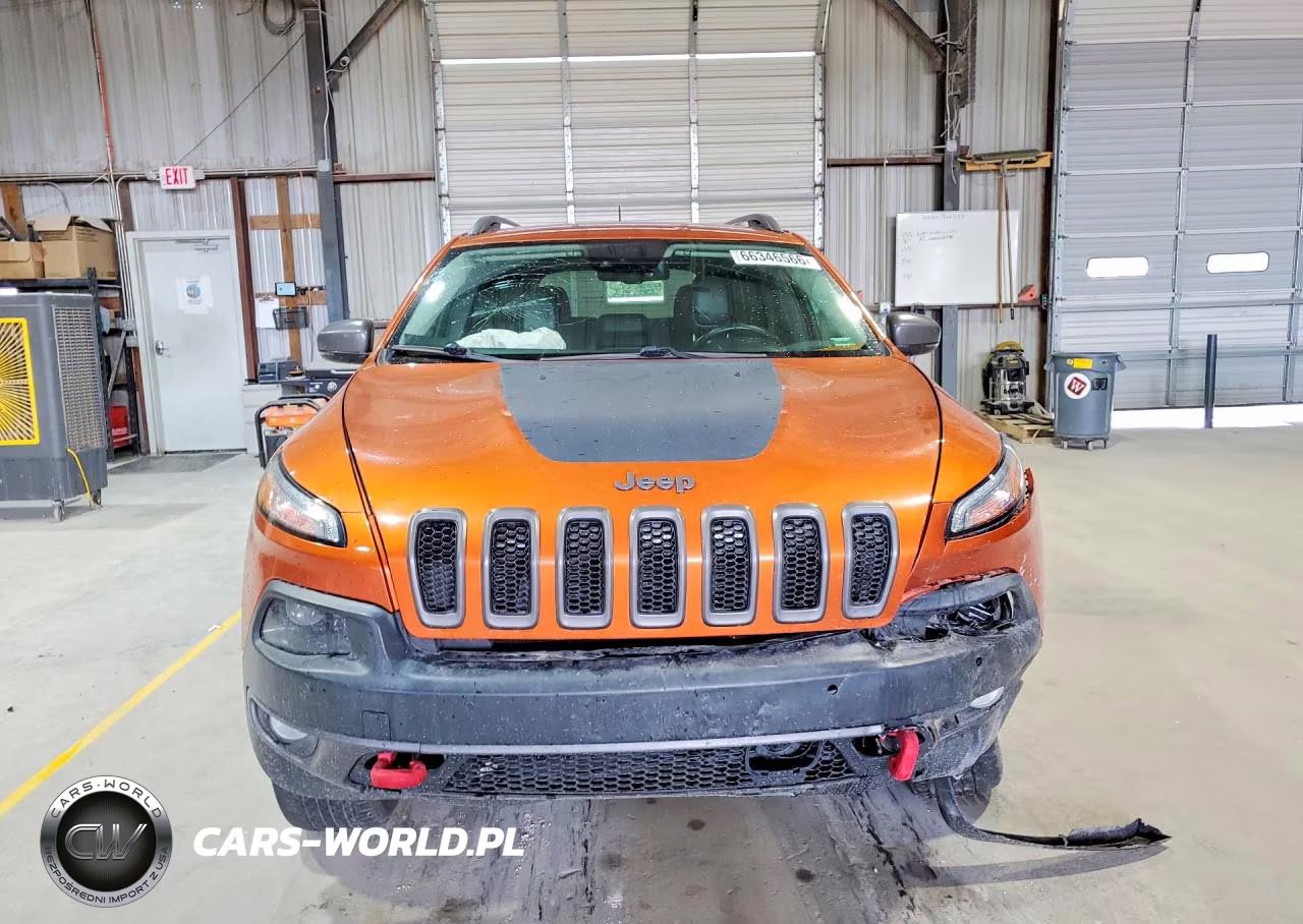 2015 Jeep Cheerokee Trailhawk VIN:1C4PJMBS1FW726604 - 5