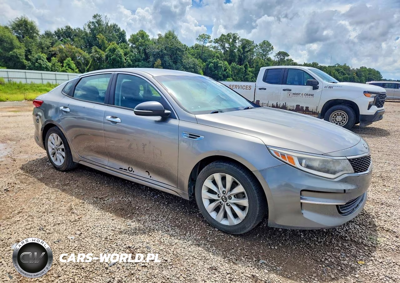 2017 Kia Optima Lx VIN:5XXGT4L36HG167203 - 4