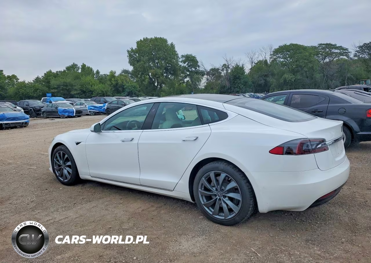 2020 Tesla Model S VIN:5YJSA1E26LF410992 - 2