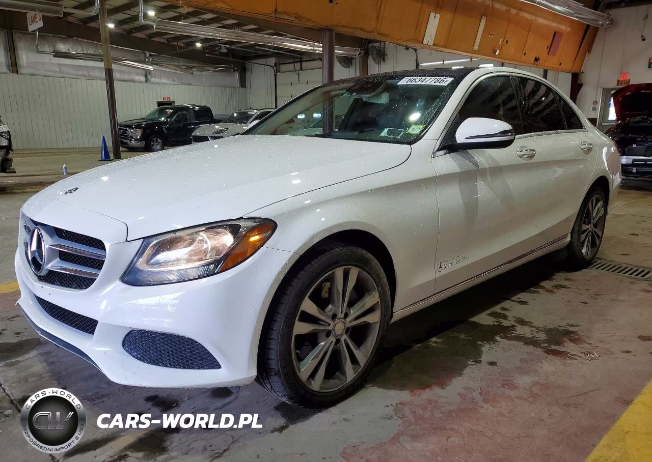 2016 Mercedes-Benz C 300 4Matic – zdjęcie 1 z 12