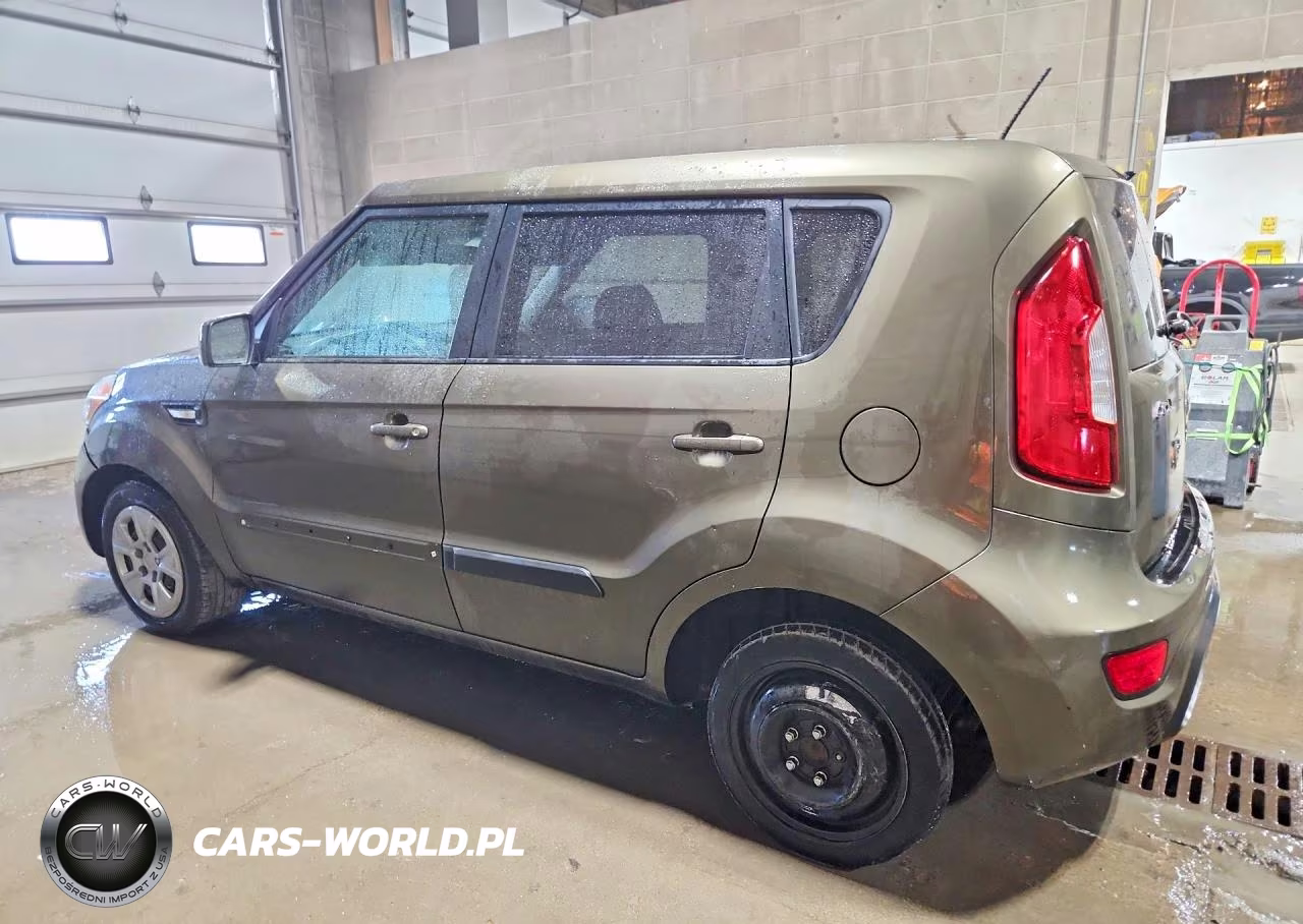 2013 Kia Soul Base VIN:KNDJT2A53D7490089 - 2