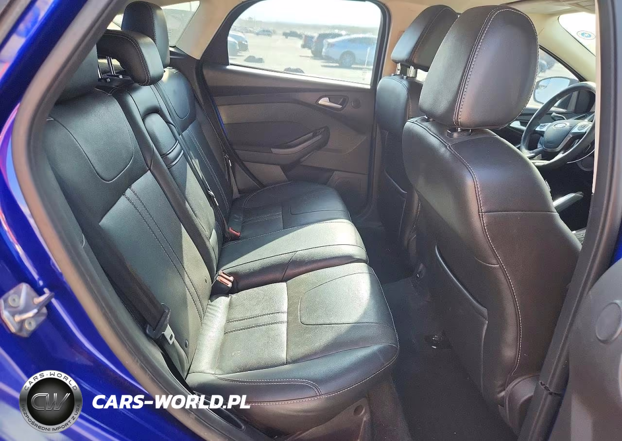 2013 Ford Focus Titanium VIN:1FADP3N28DL176619 - 10
