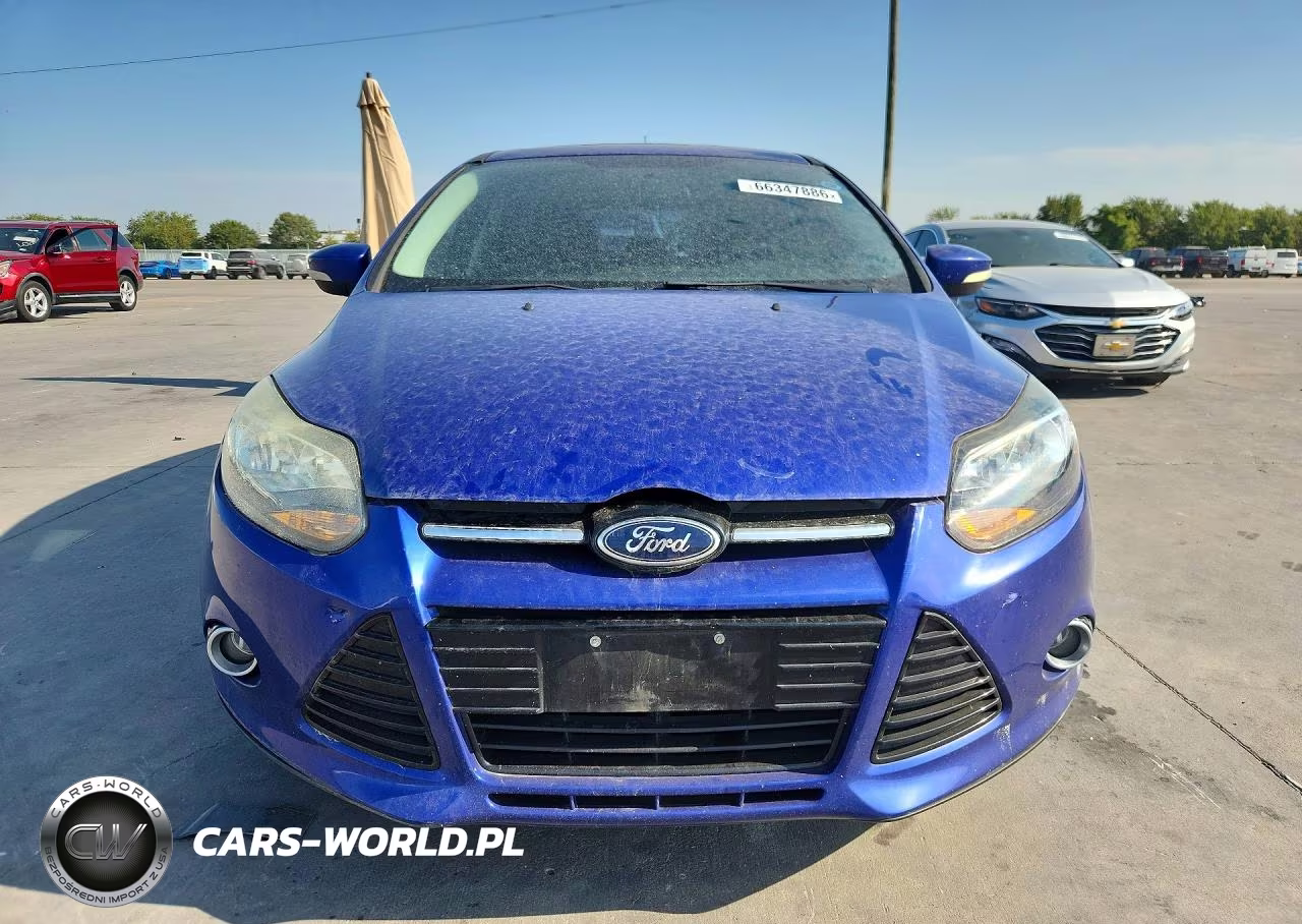 2013 Ford Focus Titanium VIN:1FADP3N28DL176619 - 5