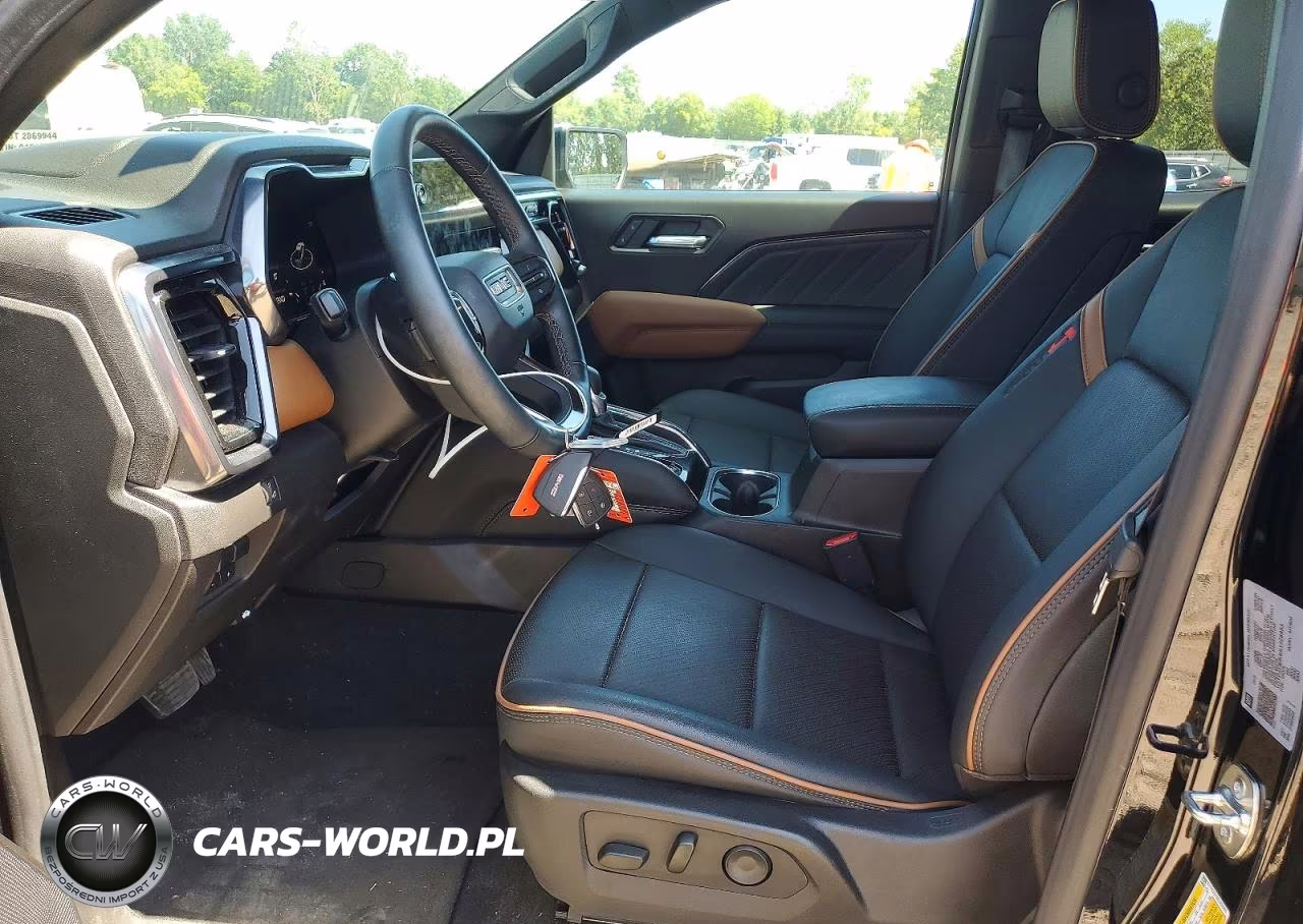 2025 GMC Canyon At4 VIN:1GTP2DEK9S1228893 - 7