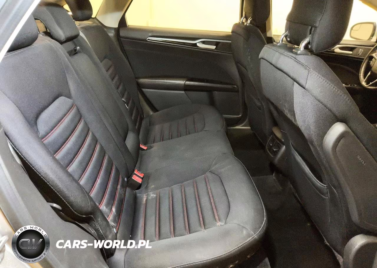 2015 Ford Fusion Se VIN:1FA6P0HD2F5106058 - 10