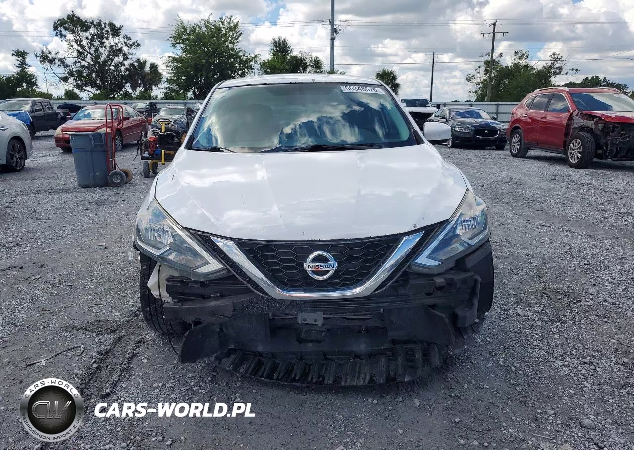2017 Nissan Sentra S VIN:3N1AB7APXHY303844 - 5