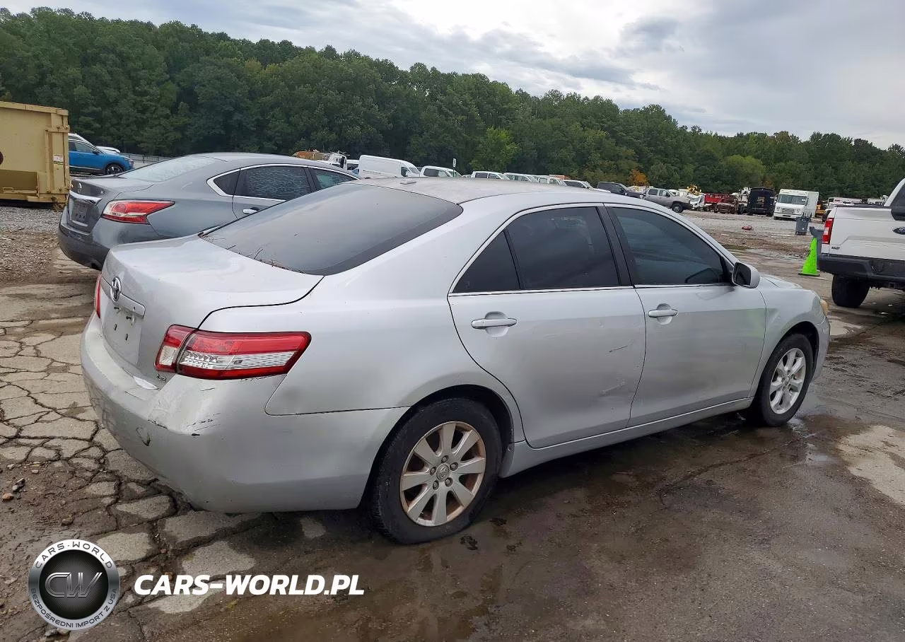 2010 Toyota Camry Le VIN:4T1BF3EK3AU560684 - 3