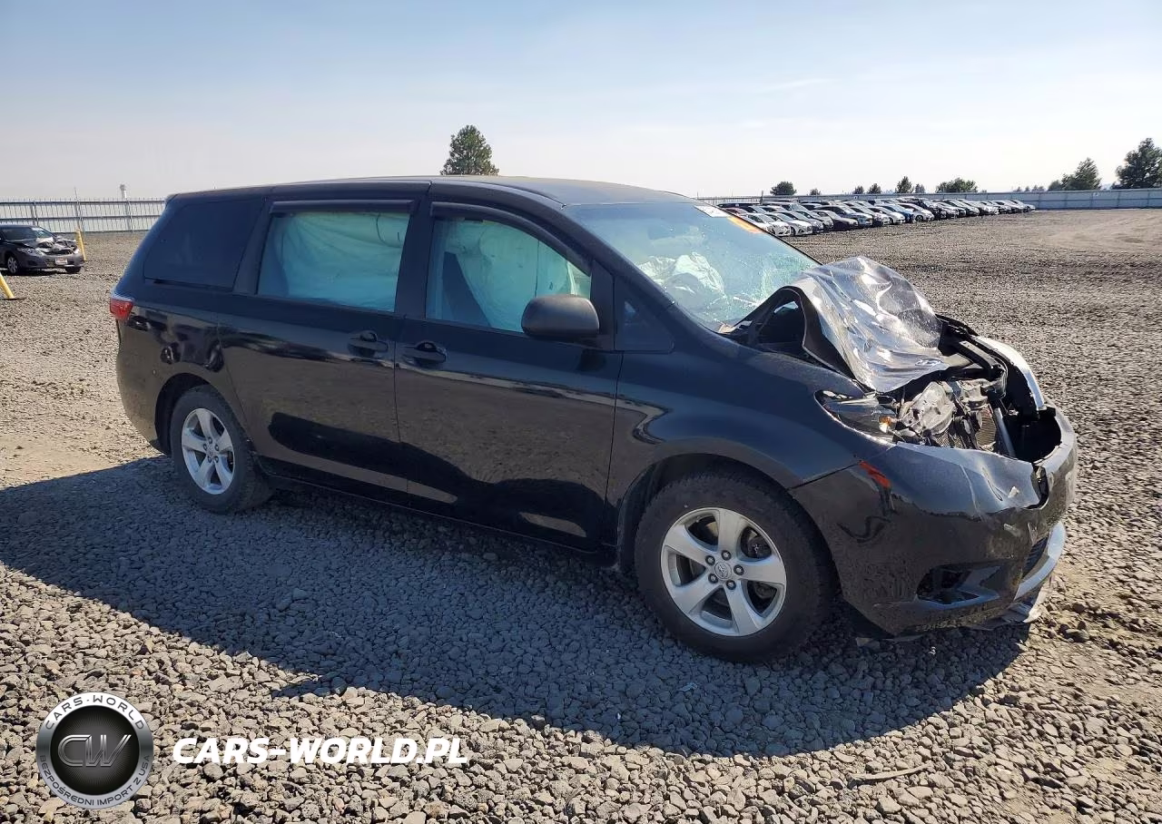 2017 Toyota Sienna L 7-Passenger VIN:5TDZZ3DC1HS812953 - 4