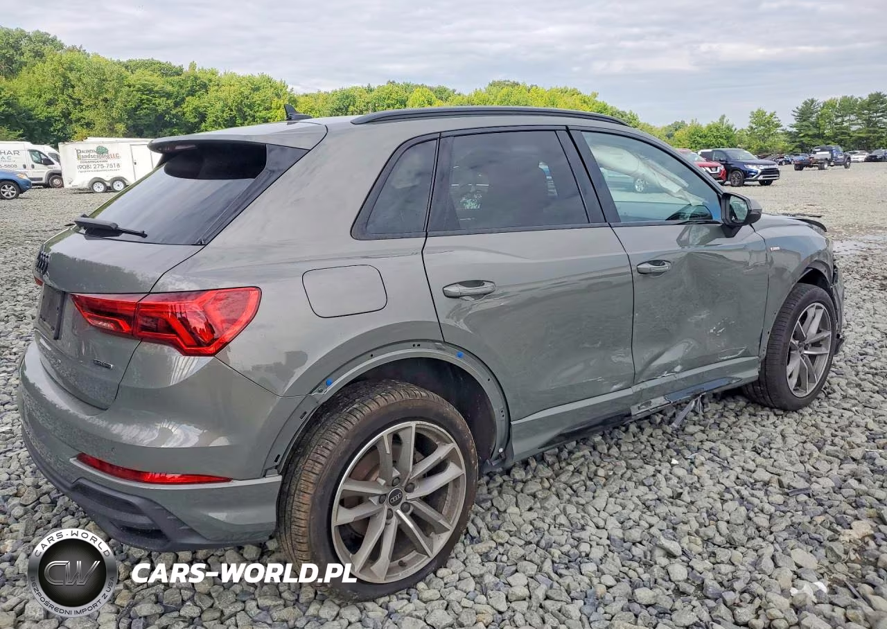 2024 Audi Q3 Premium S Line 45 VIN:WA1DECF39R1183048 - 3